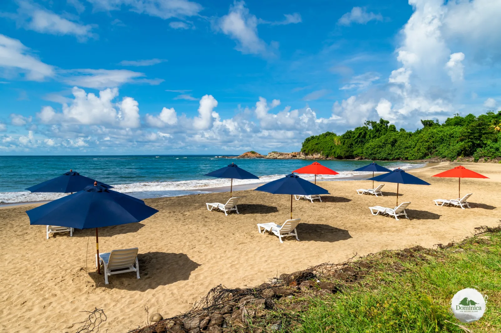 A quiet beach on the Dominica coast